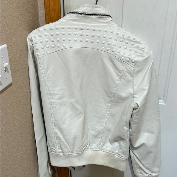Ci Sono White Teddy Jacket - Picture 5 of 5